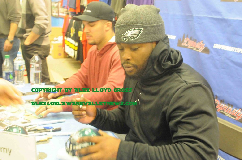 Philadelphia Eagles visit Oxford Valley Mall's Dynasty Sports