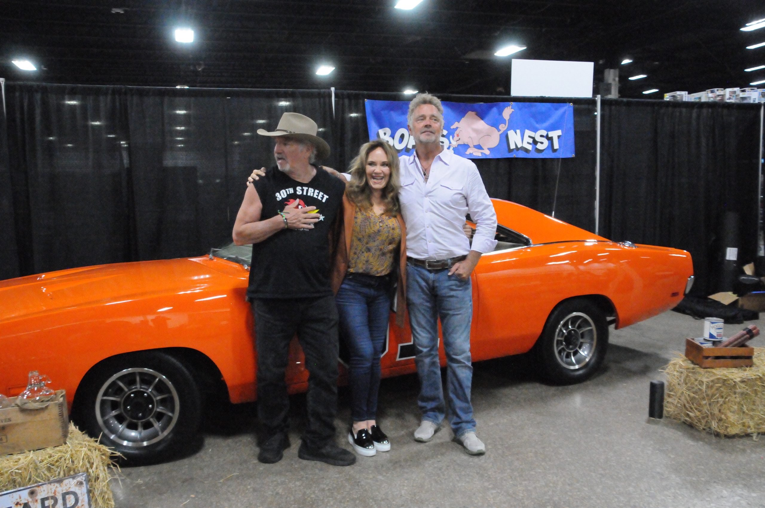 Retro-Con Hosts Dukes Of Hazzard Cast and More – Delaware Valley News